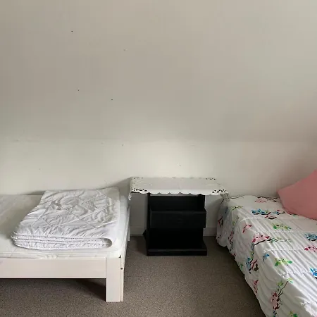 Tinyroom Séjour chez l'habitant