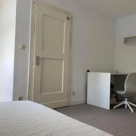Séjour chez l'habitant Tinyroom Haan